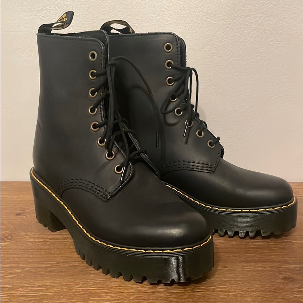 New Dr. Martens Black Combat Boots with Chunky Sole Size 7